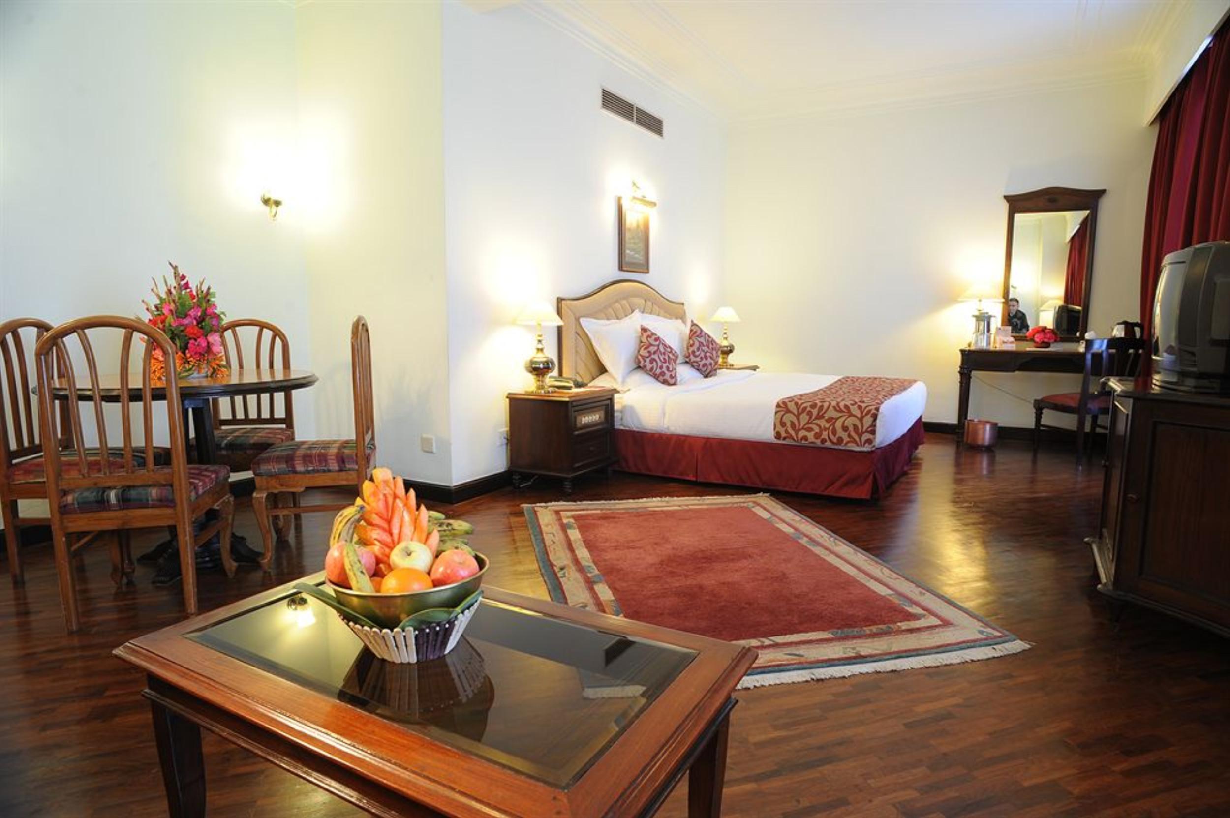 Grand Hotel Kathmandu Exteriör bild