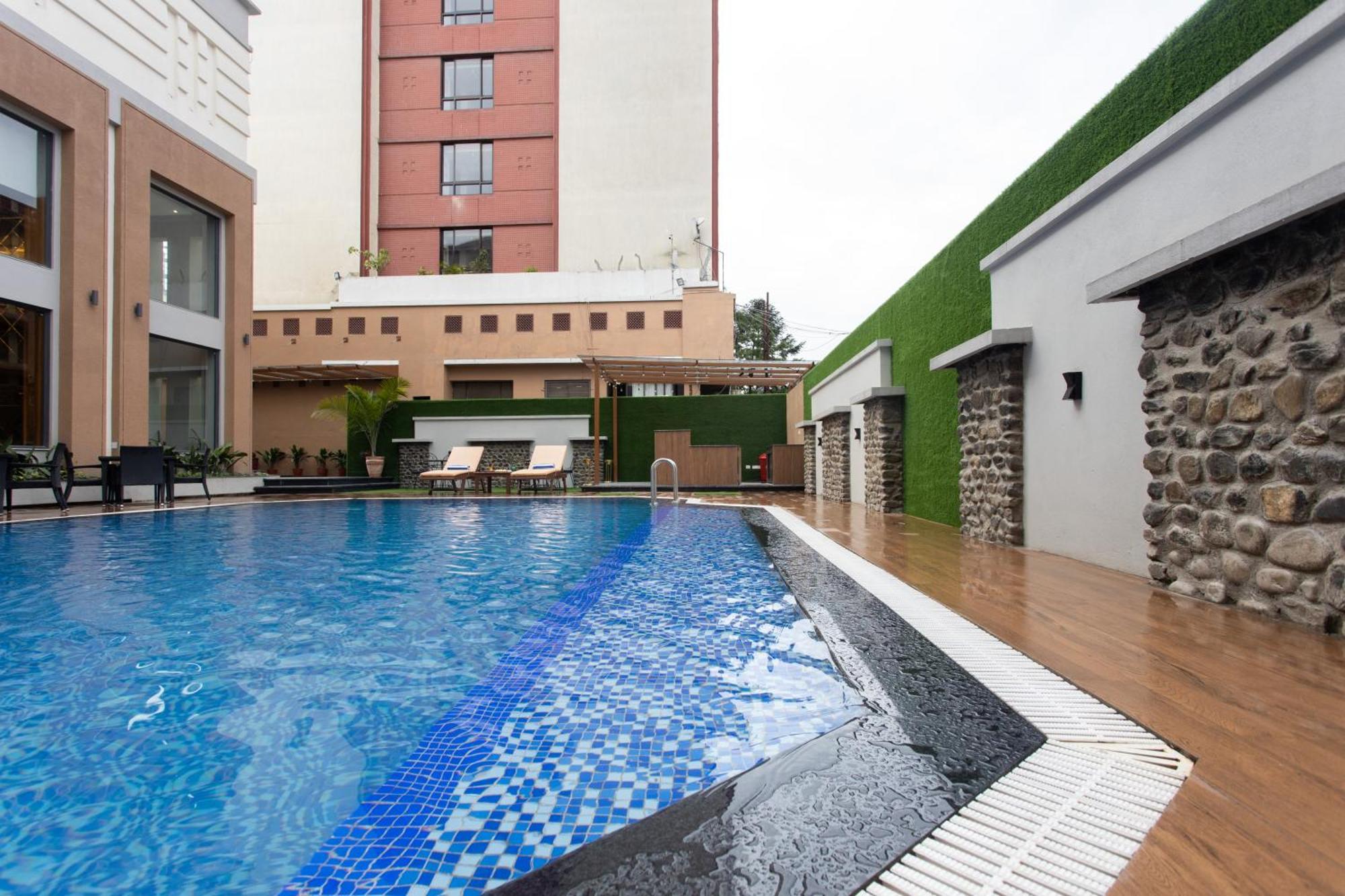 Grand Hotel Kathmandu Exteriör bild