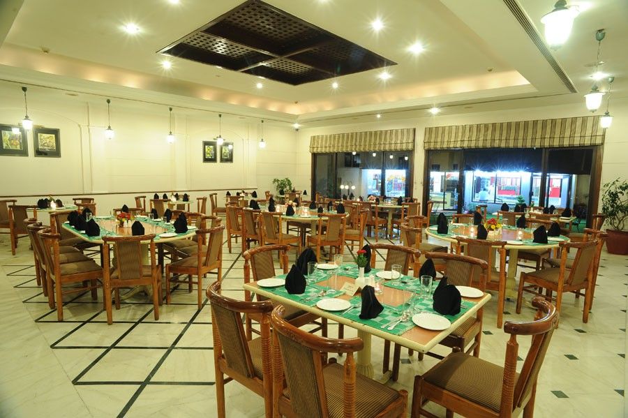 Grand Hotel Kathmandu Exteriör bild
