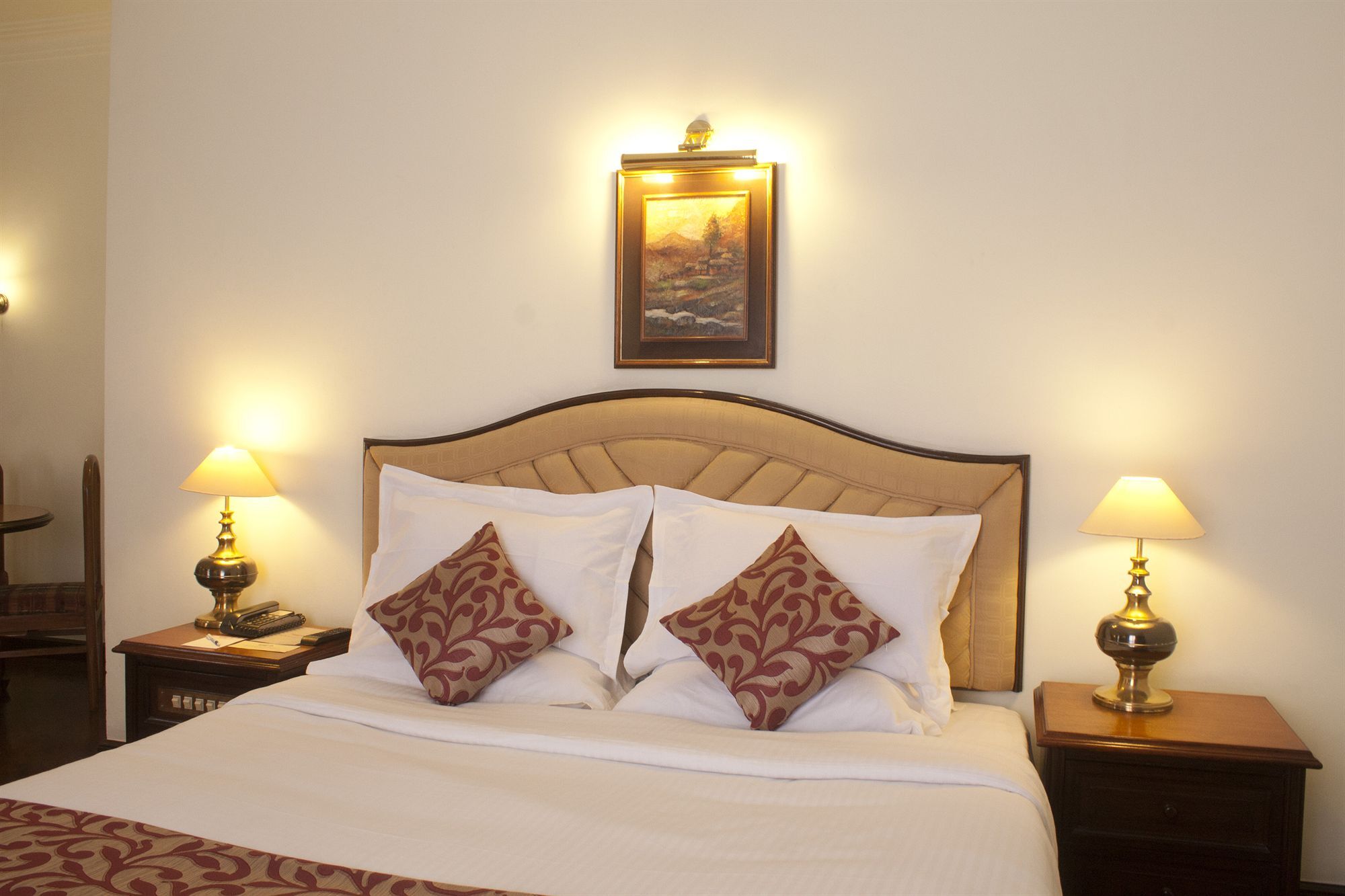 Grand Hotel Kathmandu Exteriör bild