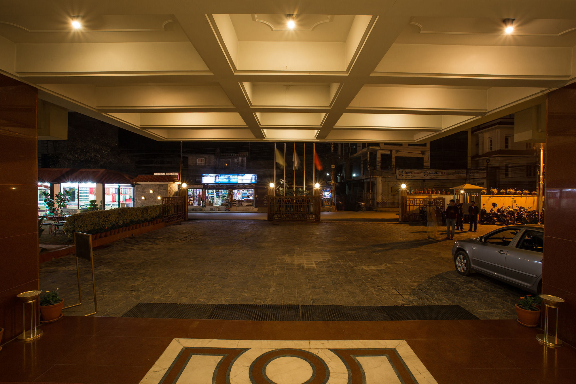 Grand Hotel Kathmandu Exteriör bild